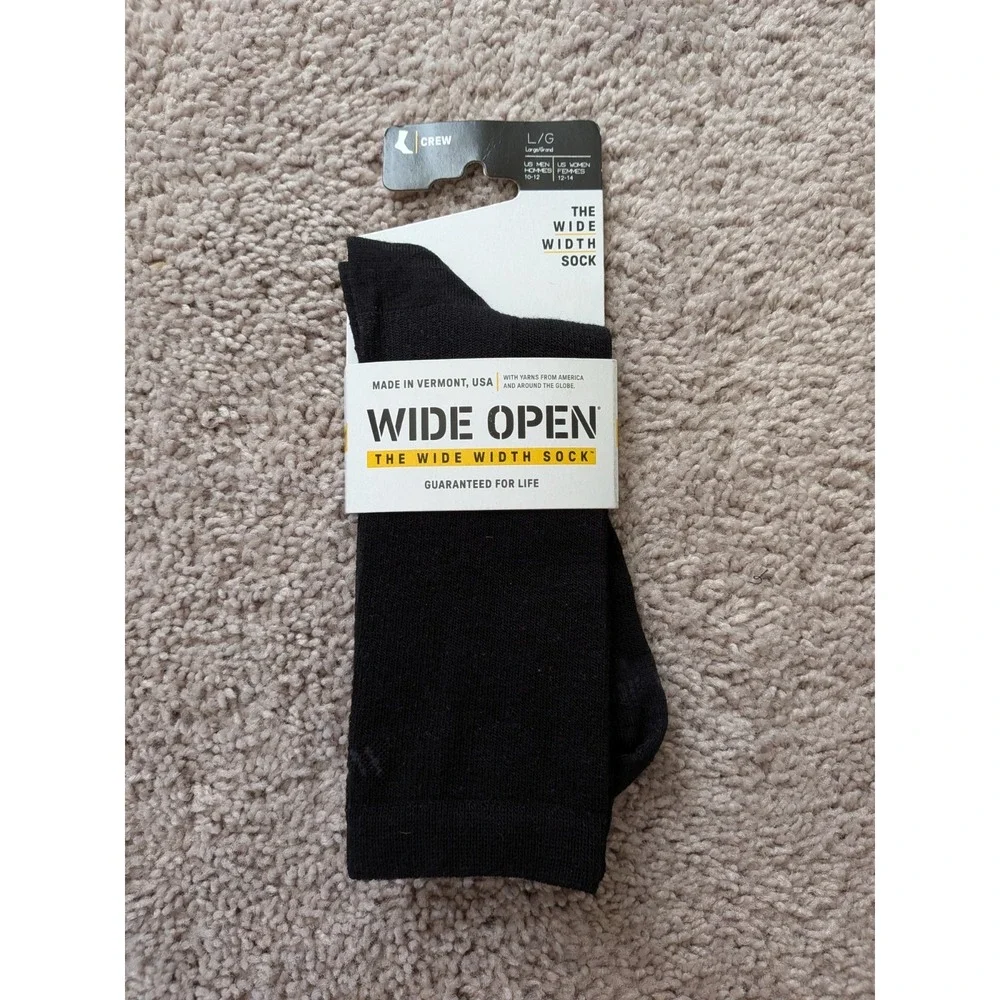 Wide Open Crew Socks Size Large Women 12-14 Men 10-12 Merino Wool Blend NWT